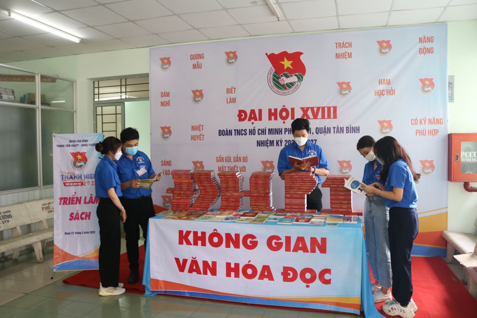 Phường 1 tổ chức triển lãm sách hưởng ứng “Ngày sách và Văn hóa đọc Việt Nam” 